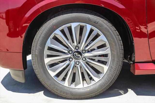 2025 INFINITI QX80 LUXE AWD
