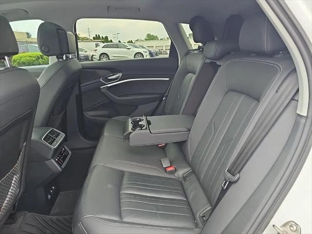 2021 Audi e-tron Premium quattro