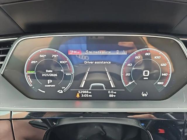 2021 Audi e-tron Premium quattro