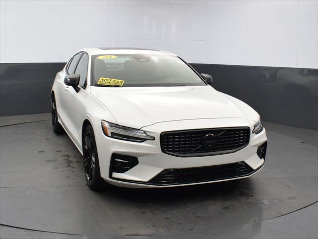 2024 Volvo S60 B5 Plus Black Edition