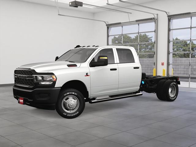 2024 RAM Ram 3500 Chassis Cab RAM 3500 TRADESMAN CREW CAB CHASSIS 4X4 60 CA