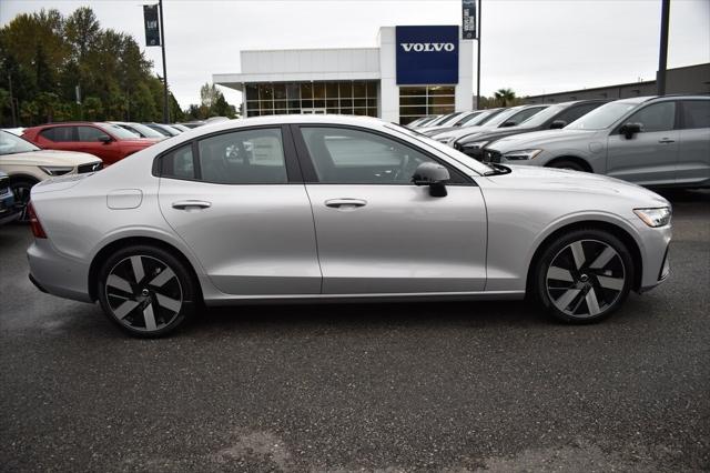 2025 Volvo S60 Plus