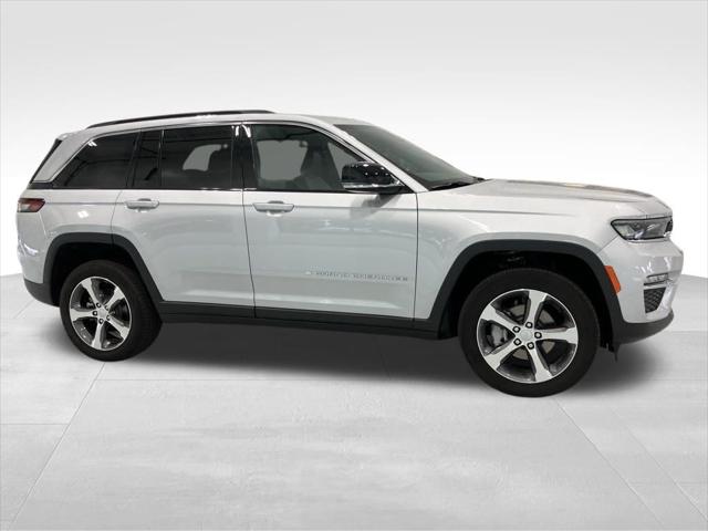 2024 Jeep Grand Cherokee GRAND CHEROKEE LIMITED 4X4