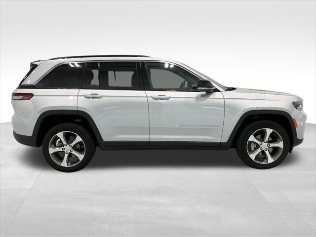 2024 Jeep Grand Cherokee GRAND CHEROKEE LIMITED 4X4
