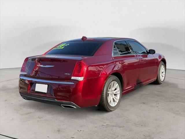 2018 Chrysler 300 Touring L