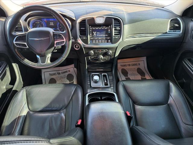 2018 Chrysler 300 Touring L