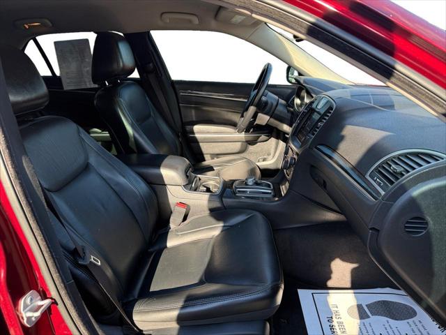 2018 Chrysler 300 Touring L