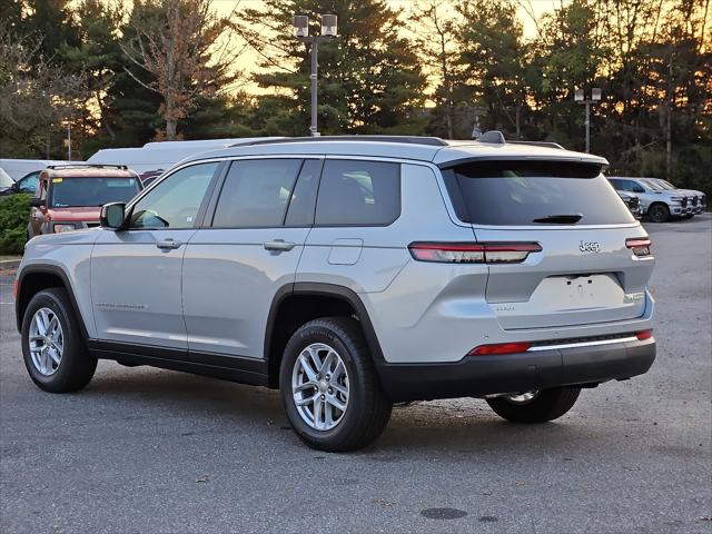 2024 Jeep Grand Cherokee GRAND CHEROKEE L LAREDO X 4X4