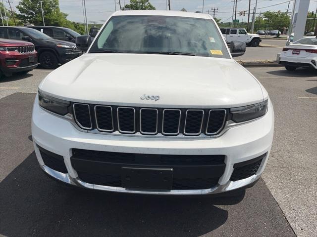 2023 Jeep Grand Cherokee L Laredo 4x4
