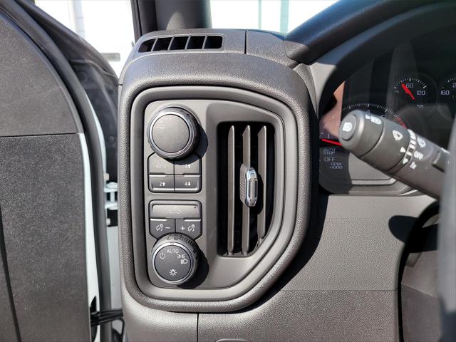 2024 Chevrolet Silverado 1500 4WD Crew Cab Short Bed Custom Trail Boss