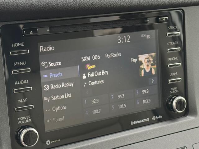 2019 Toyota Sienna XLE 8 Passenger