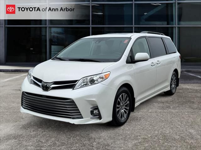 2019 Toyota Sienna XLE 8 Passenger