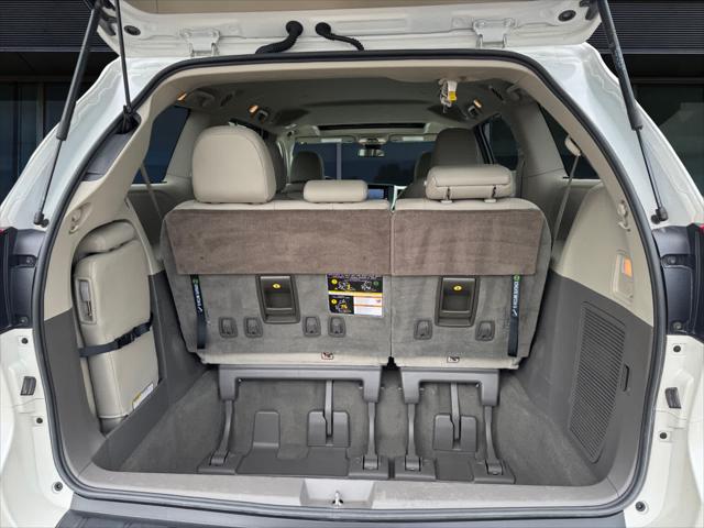 2019 Toyota Sienna XLE 8 Passenger