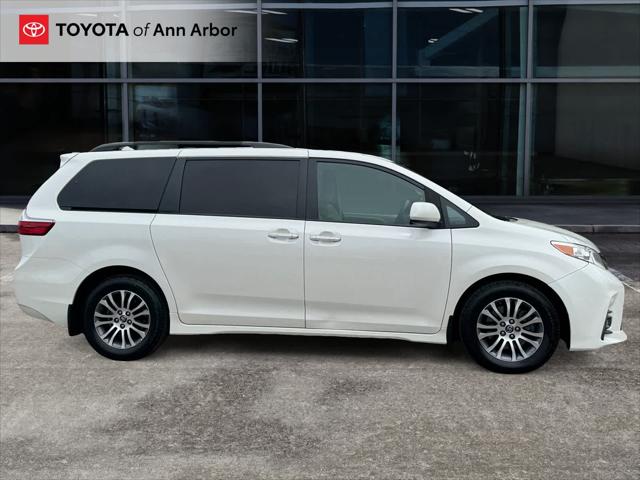 2019 Toyota Sienna XLE 8 Passenger