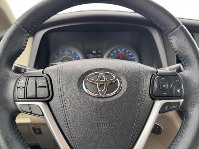 2019 Toyota Sienna XLE 8 Passenger