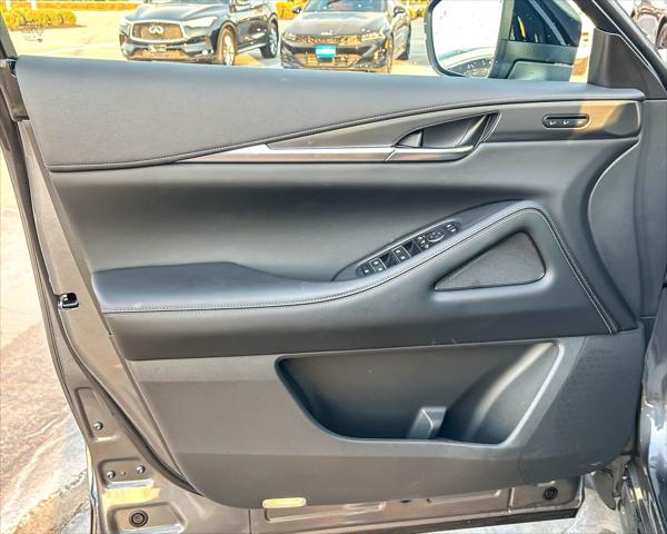 2024 INFINITI QX60 LUXE