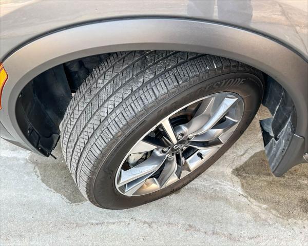 2024 INFINITI QX60 LUXE