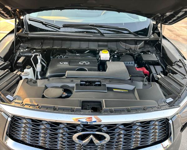 2024 INFINITI QX60 LUXE