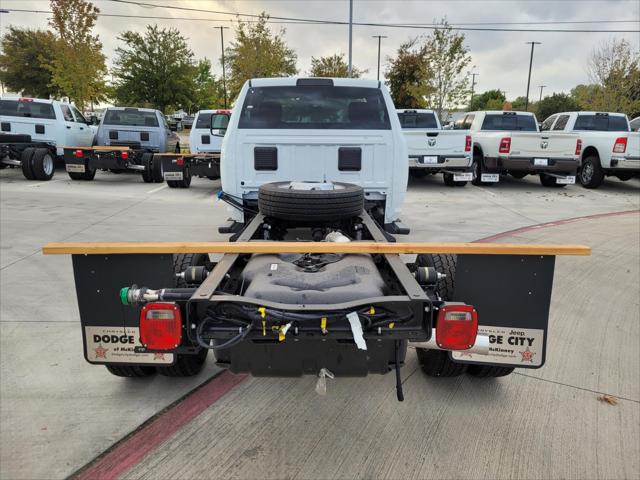 2024 RAM Ram 5500 Chassis Cab RAM 5500 TRADESMAN CHASSIS REGULAR CAB 4X4 84 CA