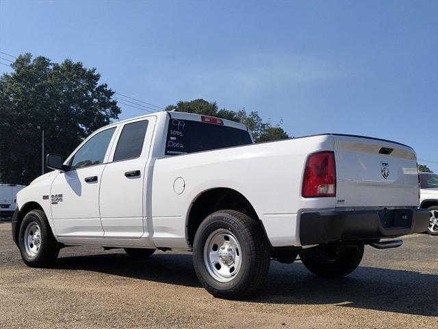 2024 RAM Ram 1500 Classic RAM 1500 CLASSIC TRADESMAN QUAD CAB 4X2 64 BOX