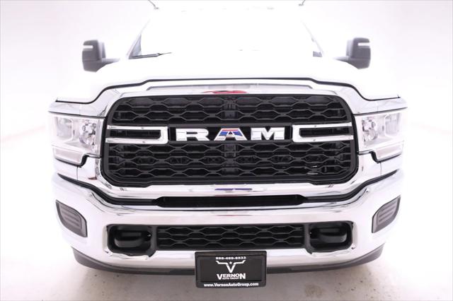 2024 RAM Ram 3500 RAM 3500 TRADESMAN CREW CAB 4X4 8 BOX