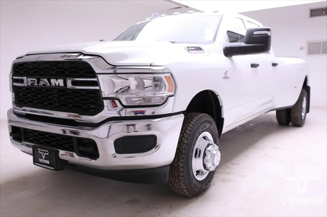 2024 RAM Ram 3500 RAM 3500 TRADESMAN CREW CAB 4X4 8 BOX