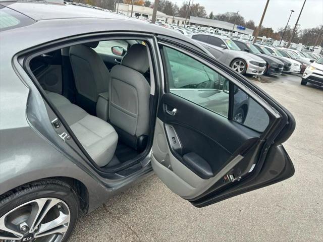 2016 Kia Forte EX