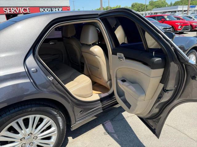 2013 Chrysler 300 Motown