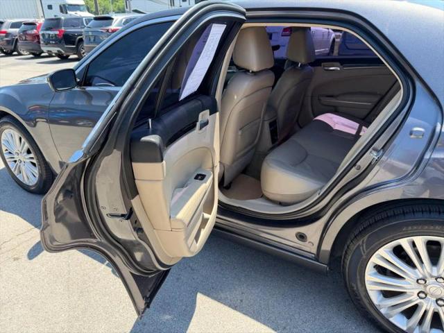 2013 Chrysler 300 Motown