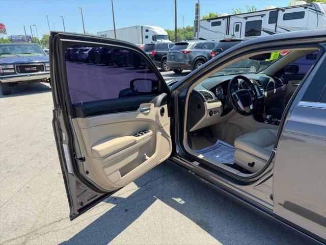 2013 Chrysler 300 Motown