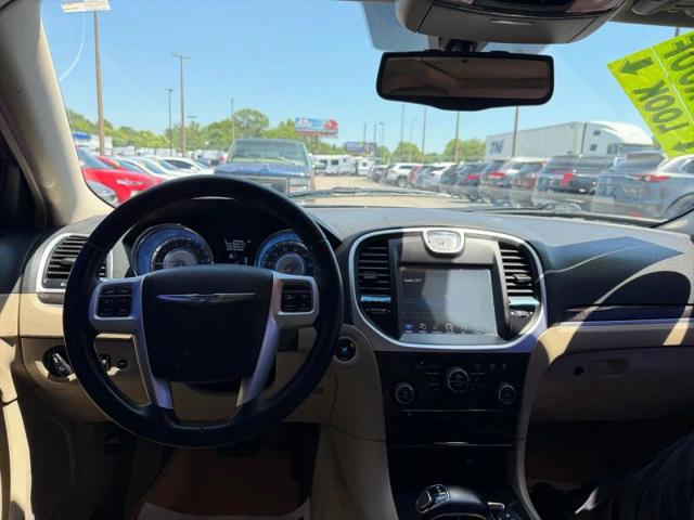 2013 Chrysler 300 Motown