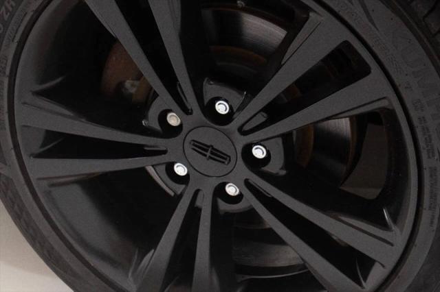 2012 Lincoln MKZ Sedan 4D