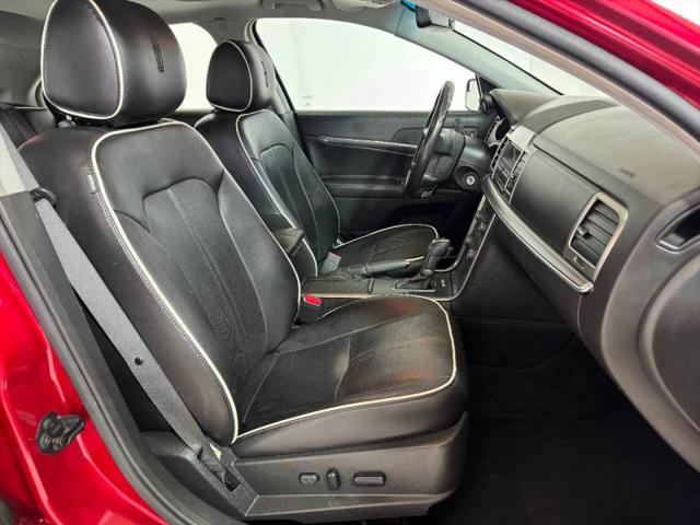 2012 Lincoln MKZ Sedan 4D