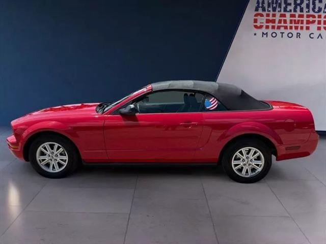 2007 Ford Mustang V6 Deluxe