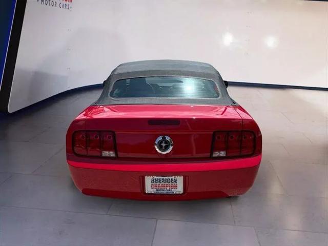 2007 Ford Mustang V6 Deluxe