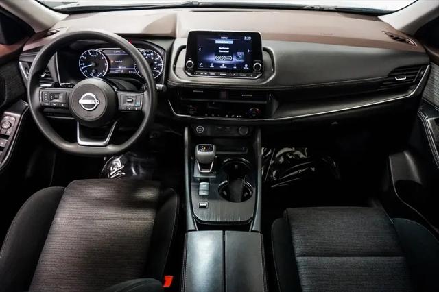 2023 Nissan Rogue SV FWD