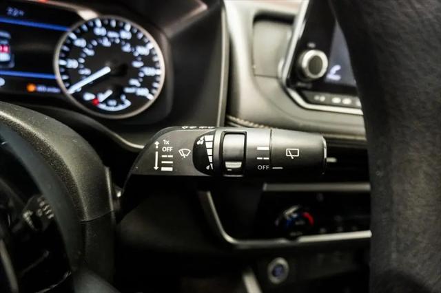 2023 Nissan Rogue SV FWD