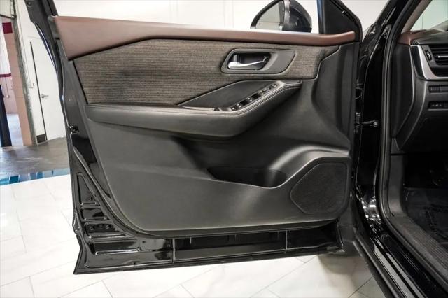 2023 Nissan Rogue SV FWD
