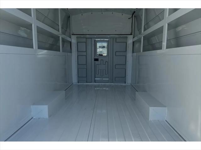 2025 Ford E-350 Cutaway E-Series Cutaway