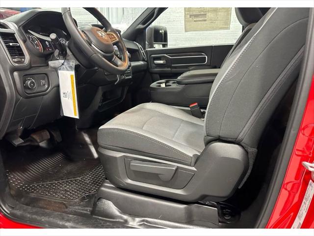2024 RAM Ram 5500 Chassis Cab RAM 5500 SLT CHASSIS REGULAR CAB 4X4 120 CA