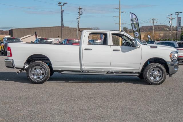 2024 RAM Ram 2500 RAM 2500 TRADESMAN CREW CAB 4X4 8 BOX