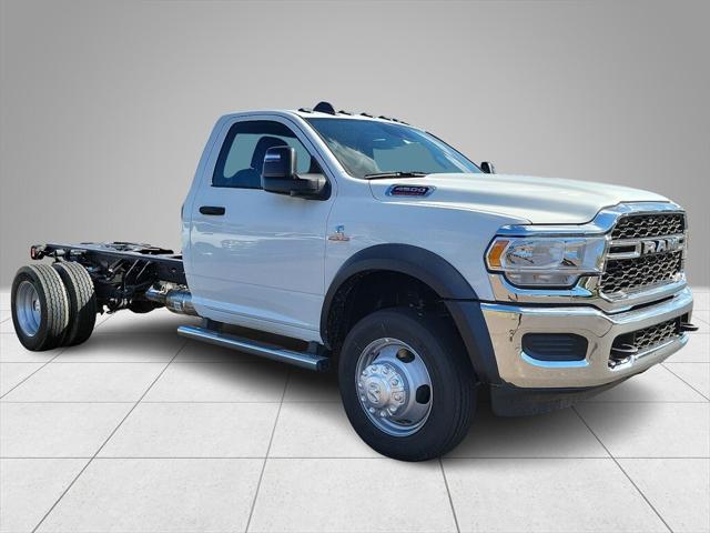 2024 RAM Ram 4500 Chassis Cab RAM 4500 TRADESMAN CHASSIS REGULAR CAB 4X4 84 CA