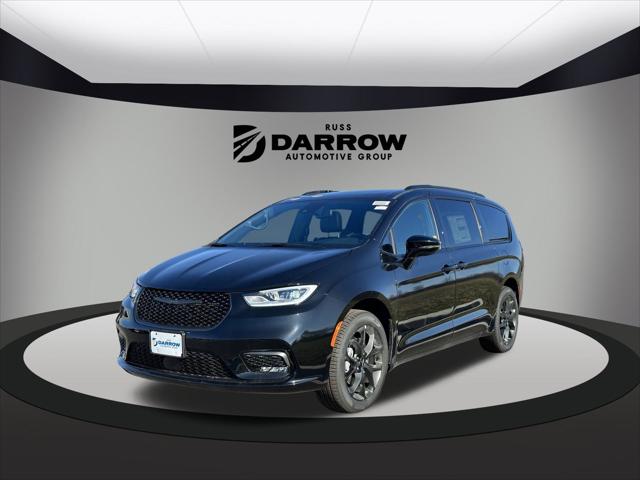 2024 Chrysler Pacifica PACIFICA LIMITED AWD