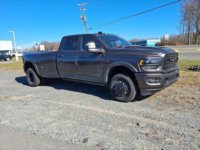 2024 RAM Ram 3500 RAM 3500 LIMITED CREW CAB 4X4 8 BOX