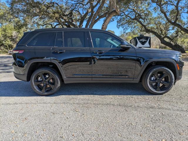 2024 Jeep Grand Cherokee GRAND CHEROKEE LIMITED 4X4