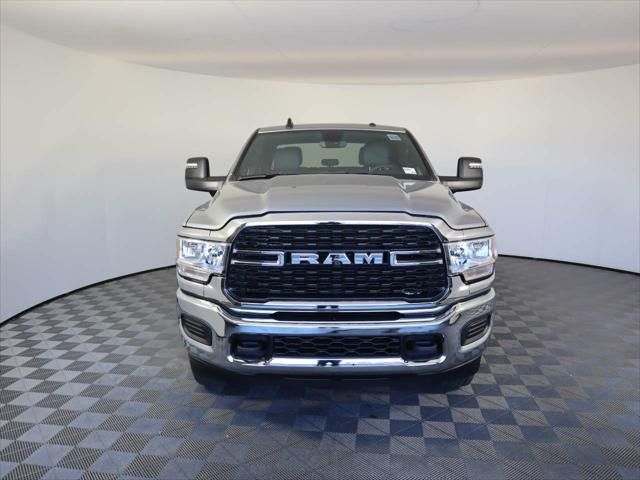 2024 RAM Ram 3500 RAM 3500 TRADESMAN CREW CAB 4X4 64 BOX 2024 RAM Ram 3500 RAM 3500 TRADESMAN CREW CAB 4X4 64 BOX
