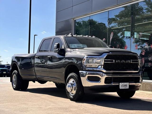 2024 RAM Ram 3500 RAM 3500 TRADESMAN CREW CAB 4X4 8 BOX