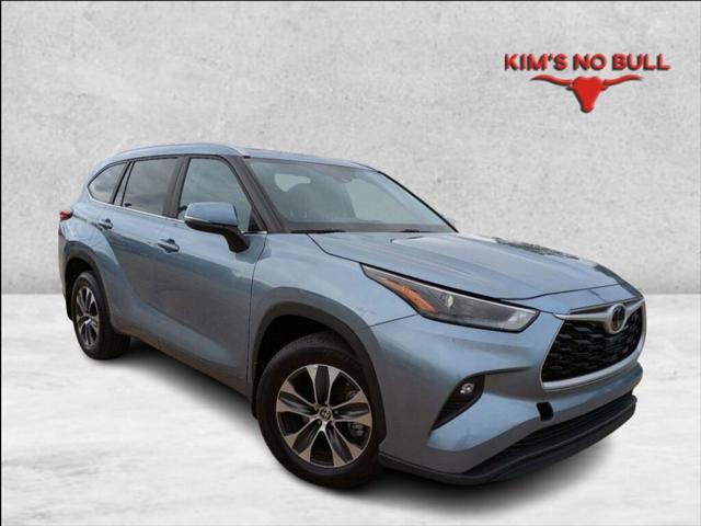 2023 Toyota Highlander XLE