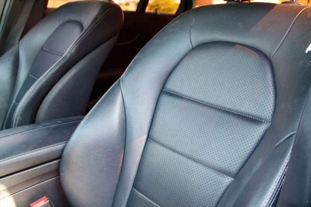 2016 Mercedes-Benz C-CLASS C 300 C 300 Sedan 4D