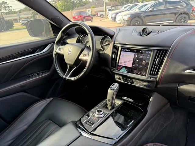 2021 Maserati Levante Standard